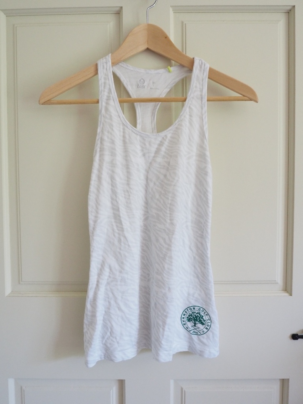 tasc Performance XS Evanston Golf Club Gray Zebra Athletic Racerback Tank Top